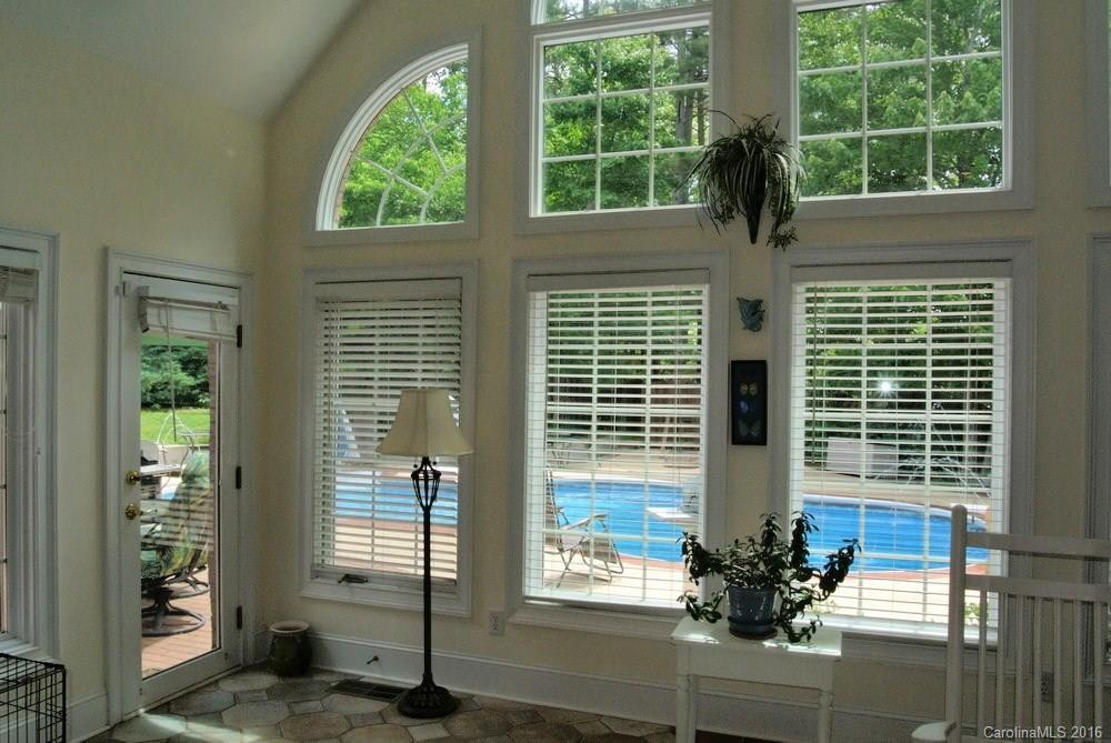 452 Chisholm Trail - Photo 9