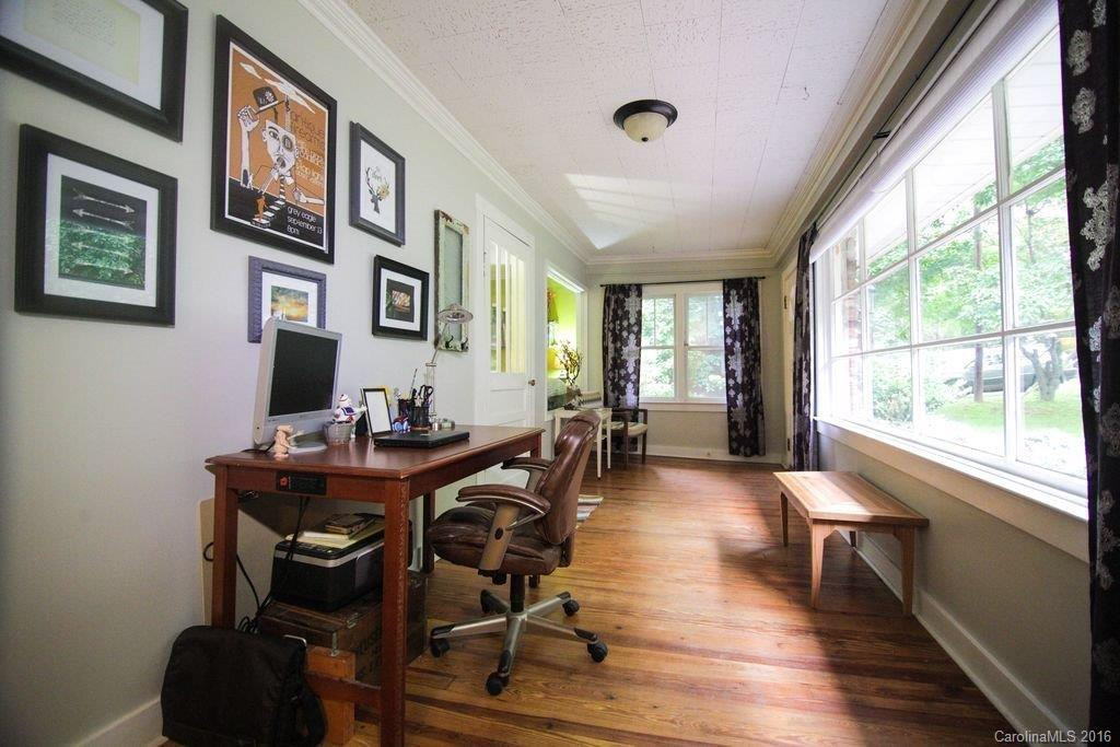 142 Rock Hill Road - Photo 4