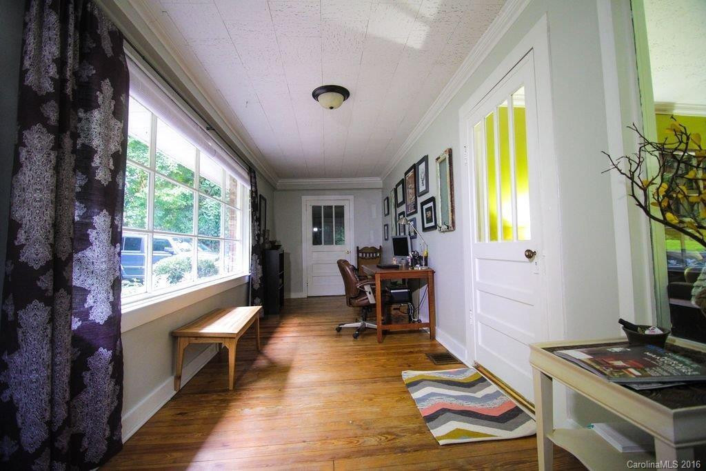 142 Rock Hill Road - Photo 5