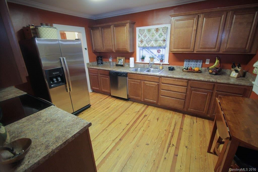 142 Rock Hill Road - Photo 9