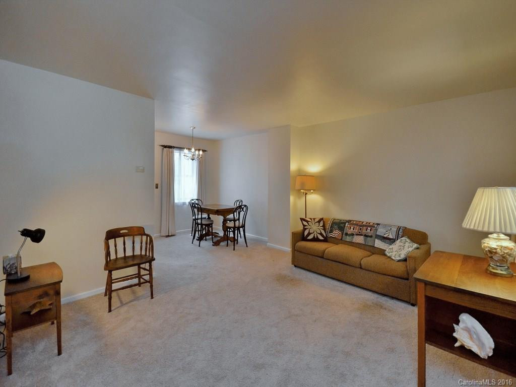 615 Biltmore Avenue #D5 - Photo 3