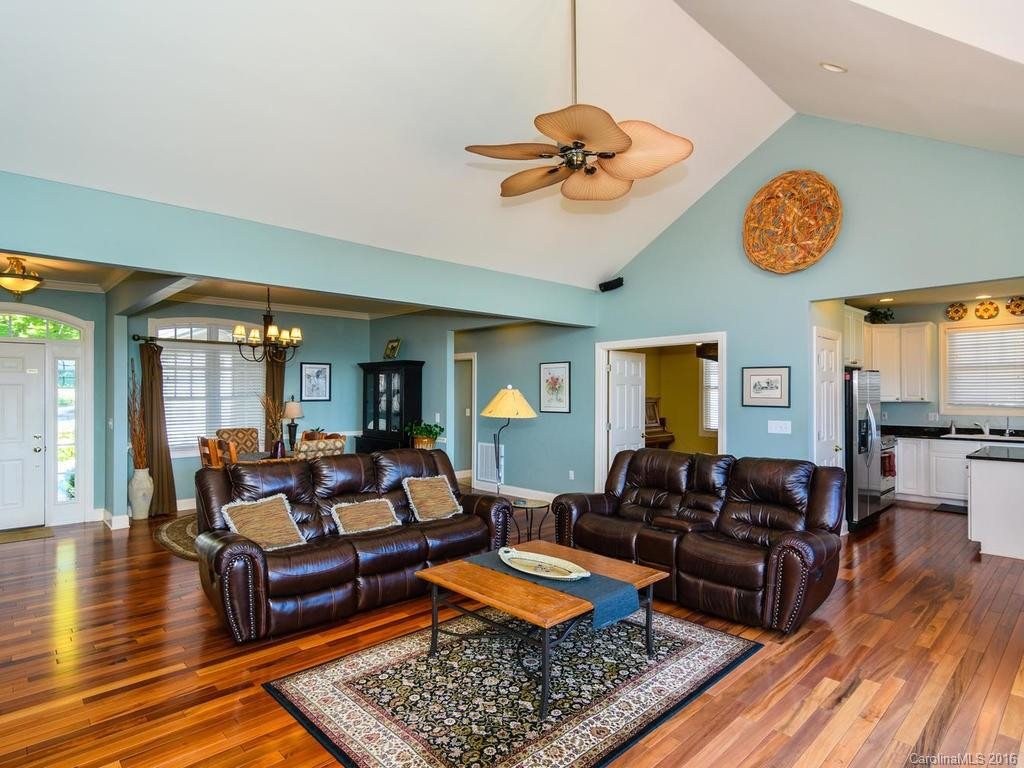 209 Vista Falls Road - Photo 3