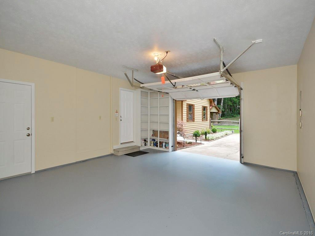 15 Falling Oak Lane - Photo 14