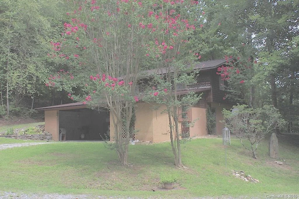 5269 US 221 Highway