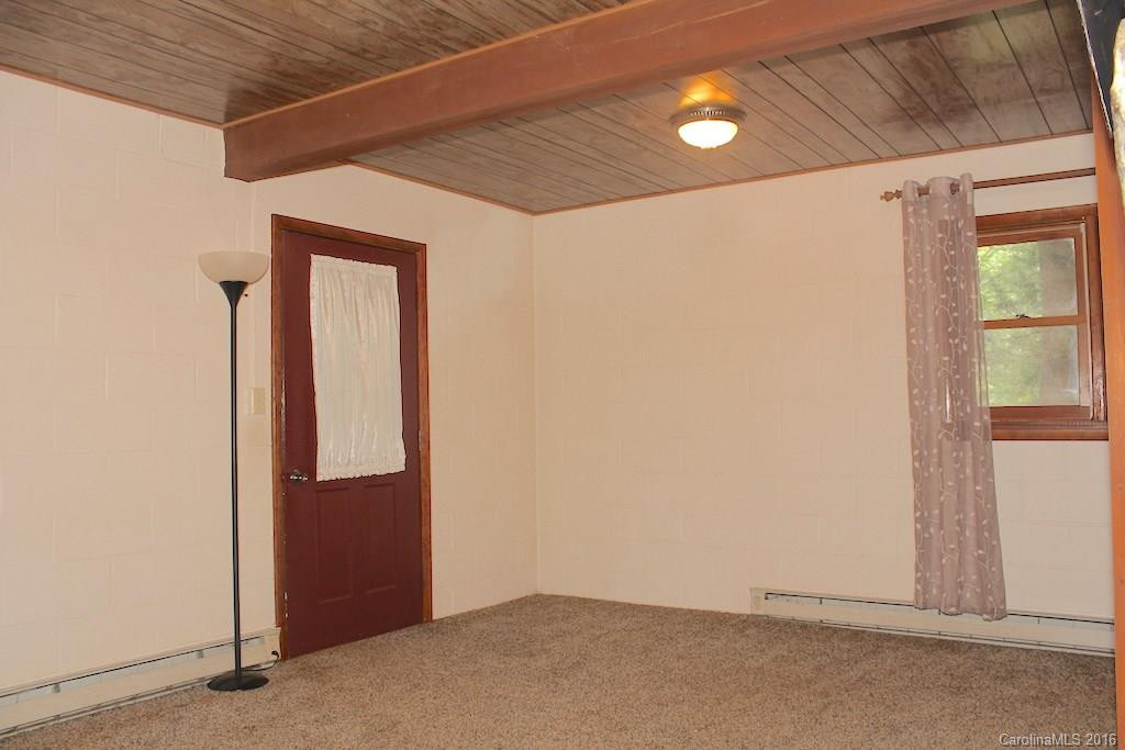 5269 US 221 Highway - Photo 13