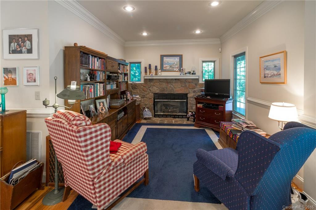 160 Pearson Lane - Photo 5