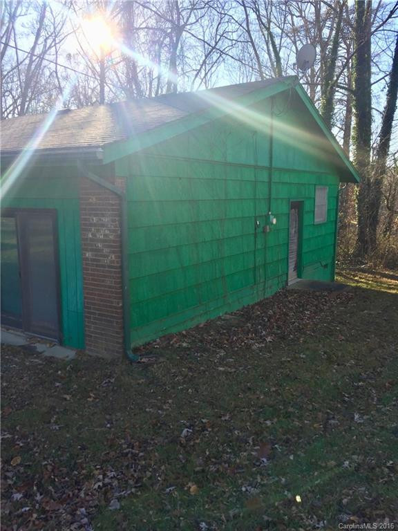 72 Robinson Avenue - Photo 3
