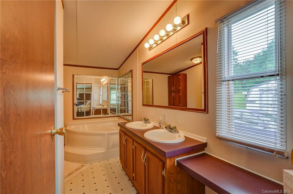 118 Josiah Lane - Photo 8
