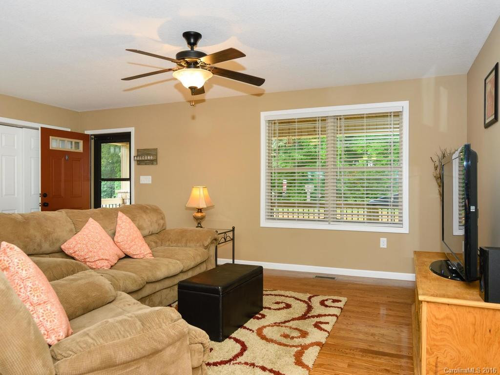 1595 Bear Creek Road - Photo 3
