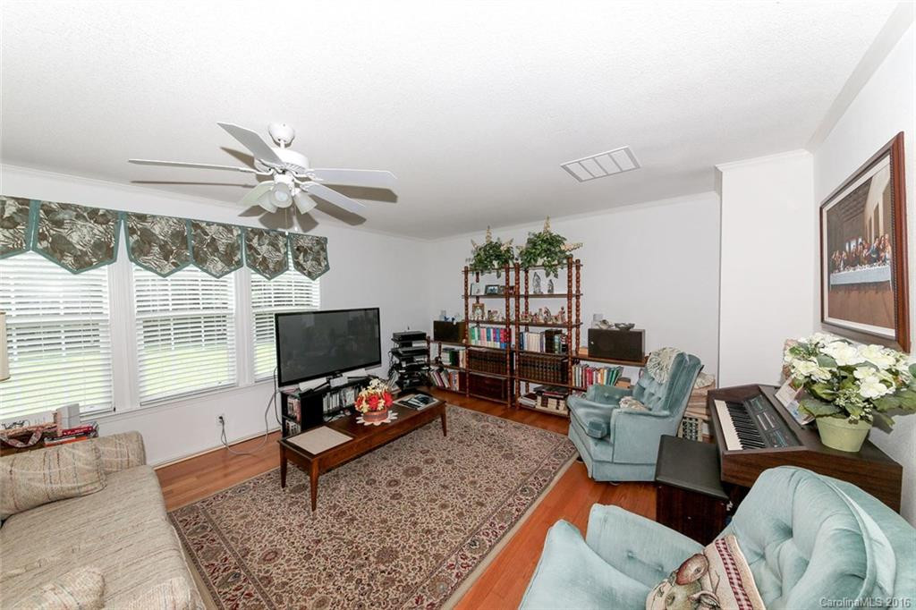 114 Chelsea Nix Lane - Photo 14