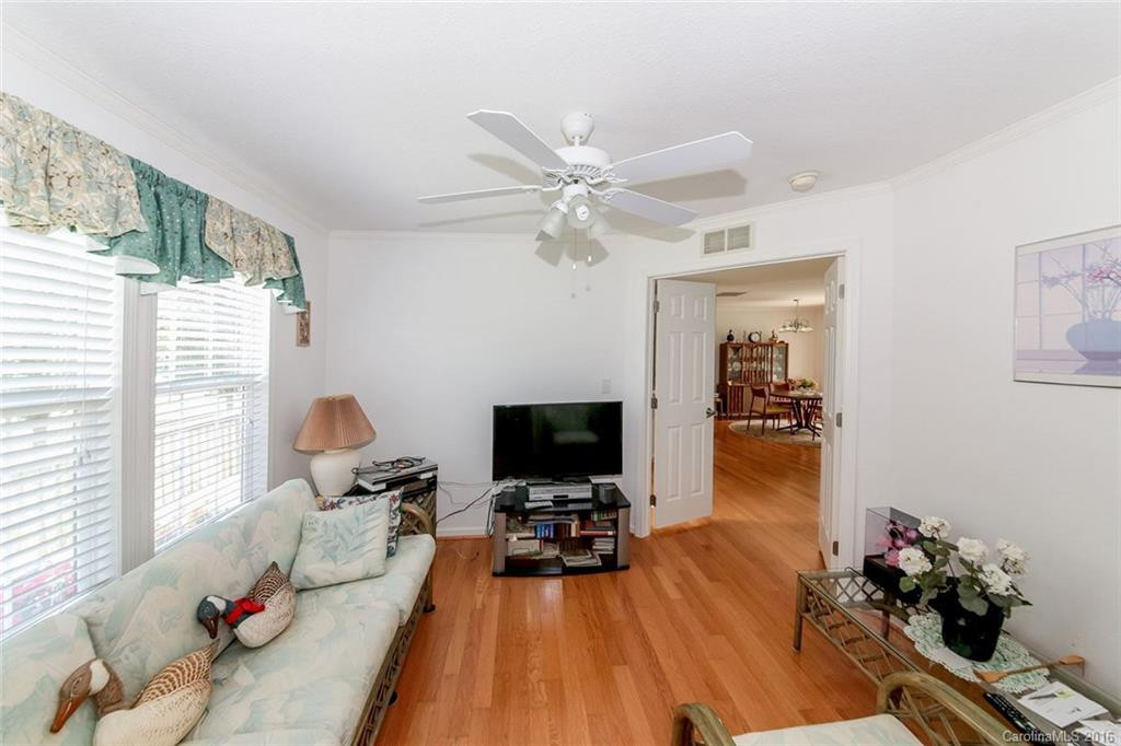 114 Chelsea Nix Lane - Photo 17