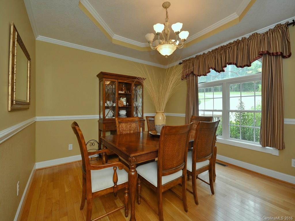 9 Forest Ridge Drive - Photo 4