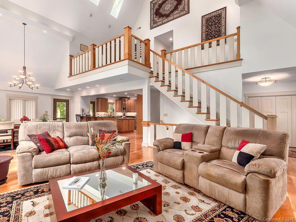 14 Sugar Maple Drive #246 - Photo 4