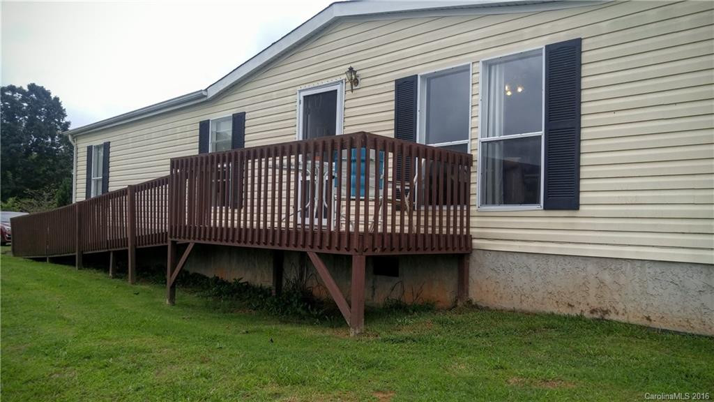 203 Wimbledon Court - Photo 2