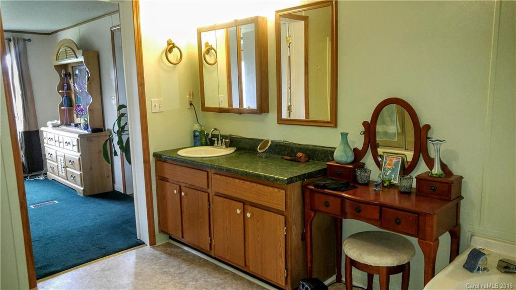 203 Wimbledon Court - Photo 14
