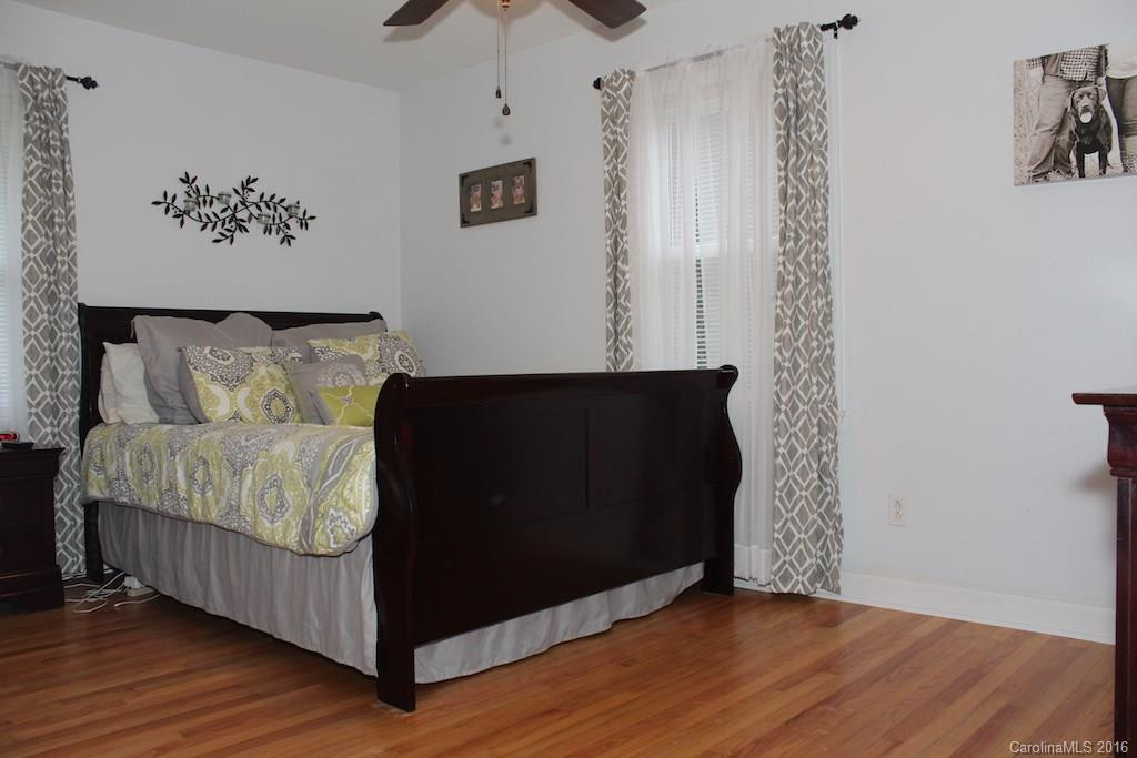 330 Bodie Avenue - Photo 18
