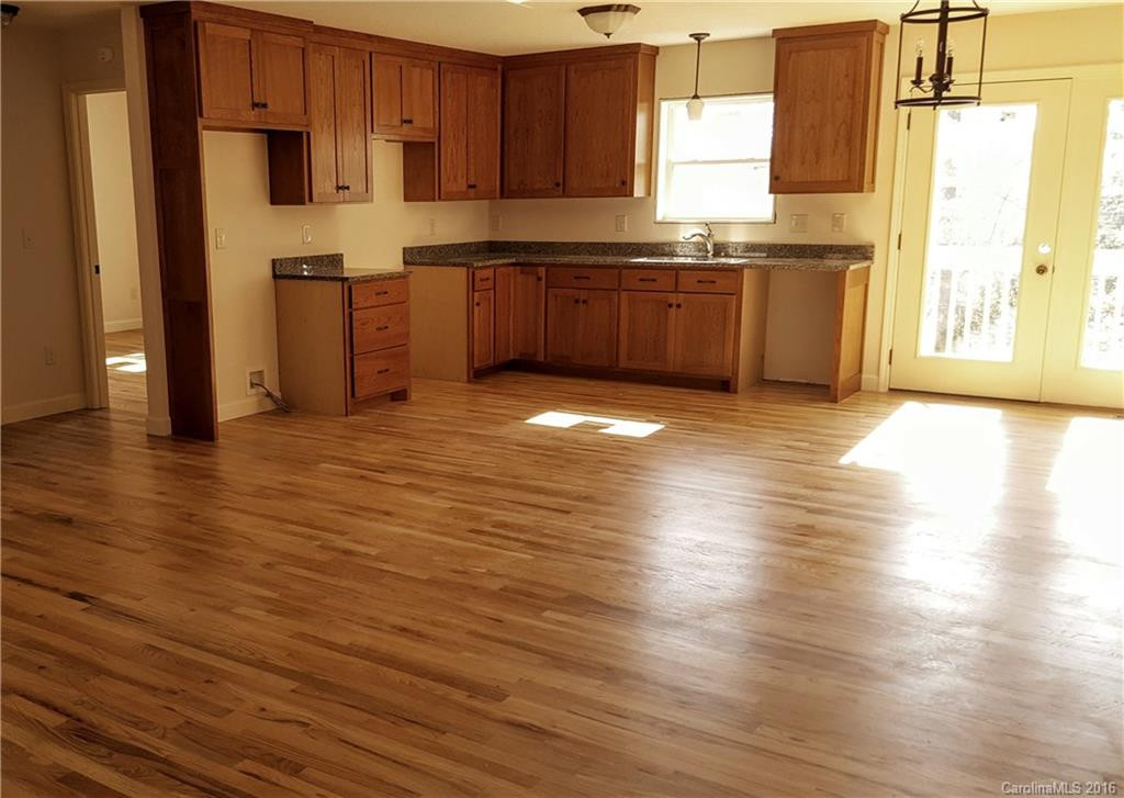 50 Laurel Road #11 - Photo 4