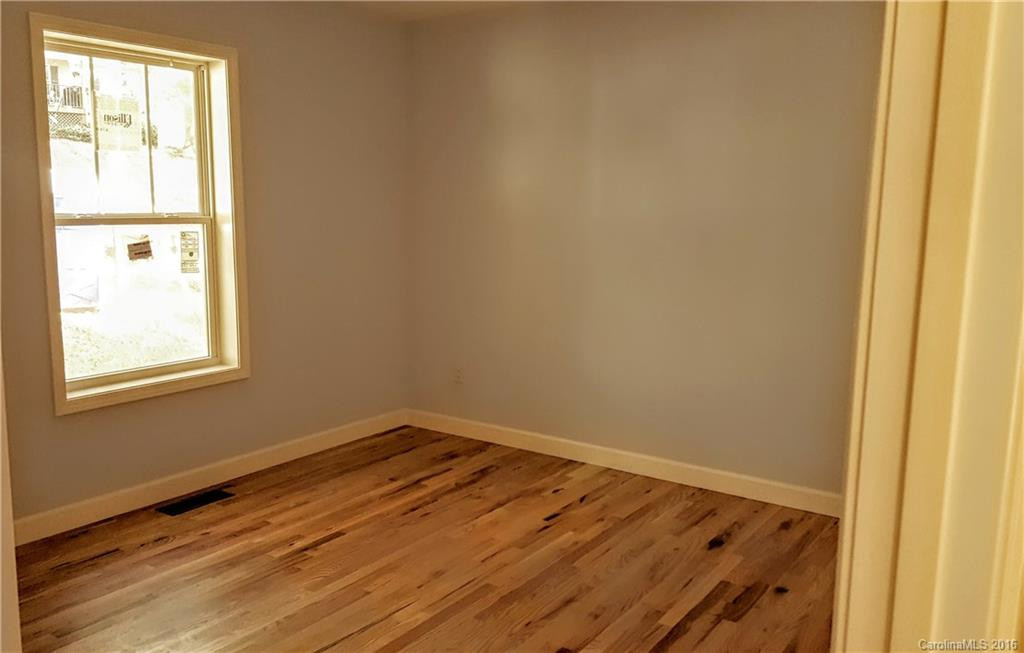 50 Laurel Road #11 - Photo 6