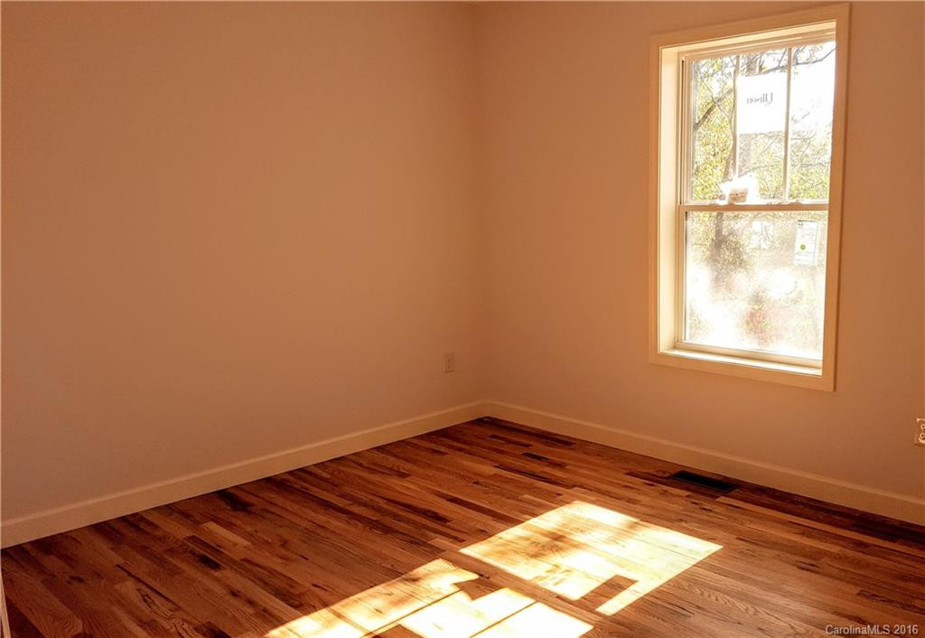 50 Laurel Road #11 - Photo 9