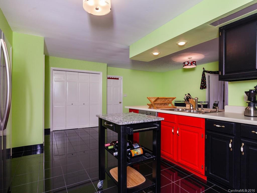 30 Ridgeview Drive - Photo 7