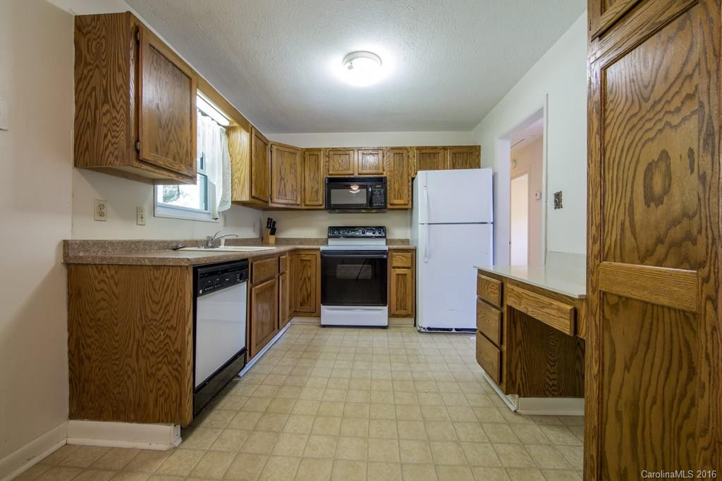 41 Aiken Street - Photo 6