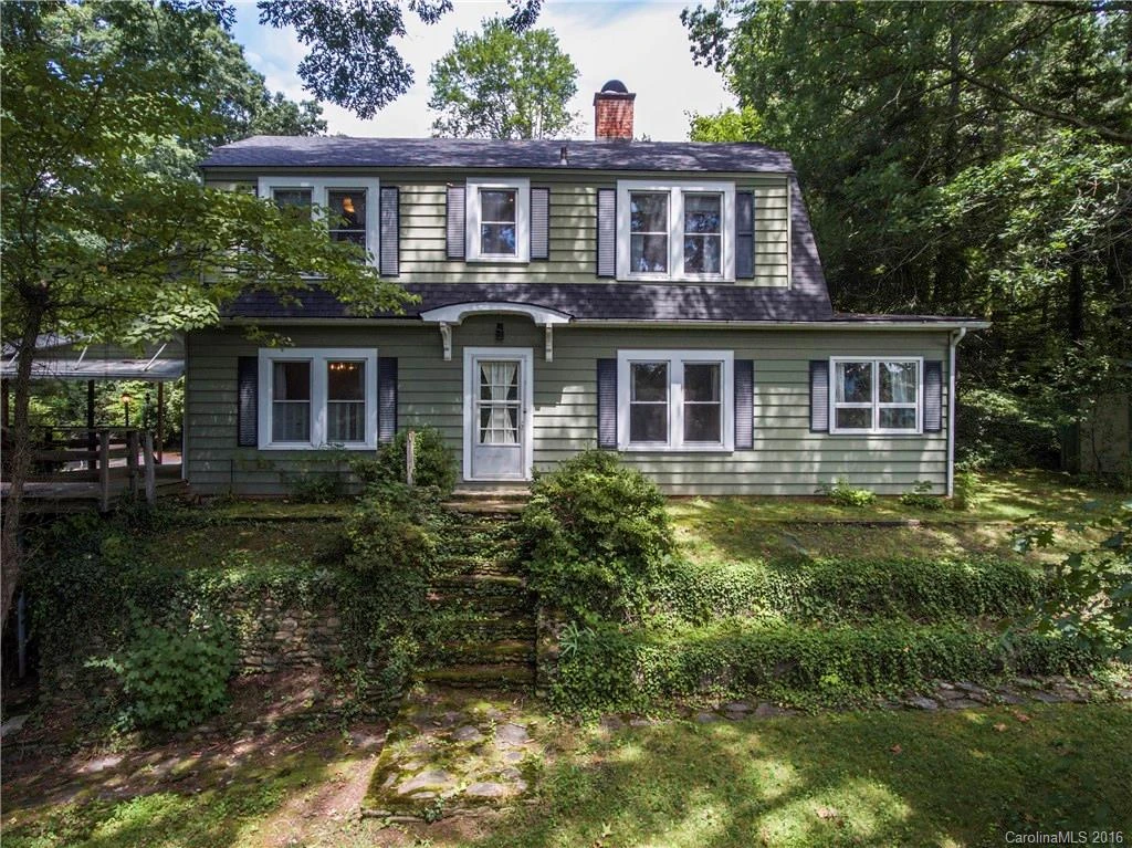 44 Huckleberry Lane