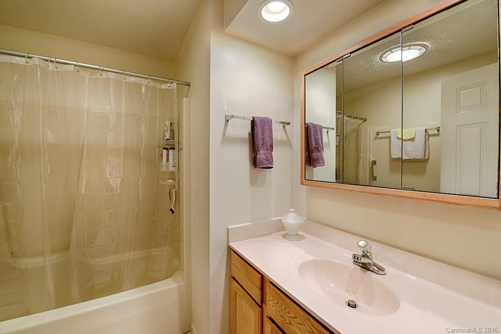 30 Maggie Springs Drive #2, 6, 7 - Photo 16