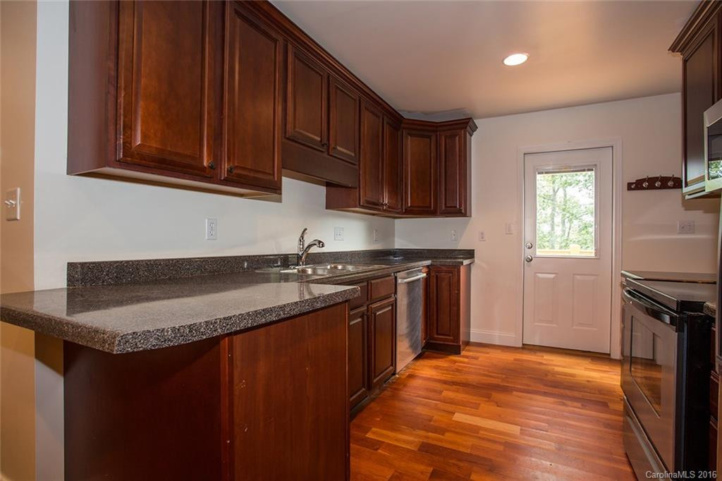 687 Padgettown Road - Photo 6