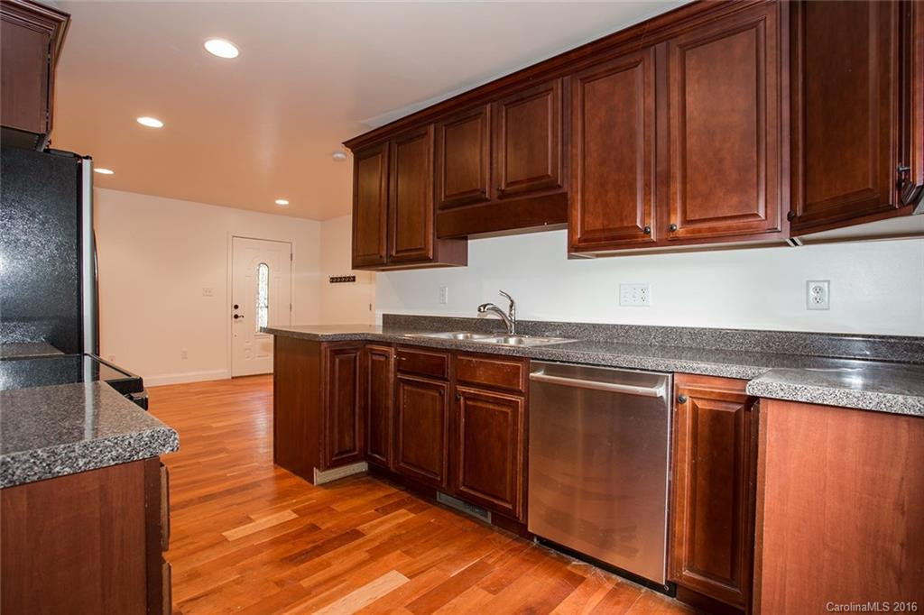 687 Padgettown Road - Photo 8