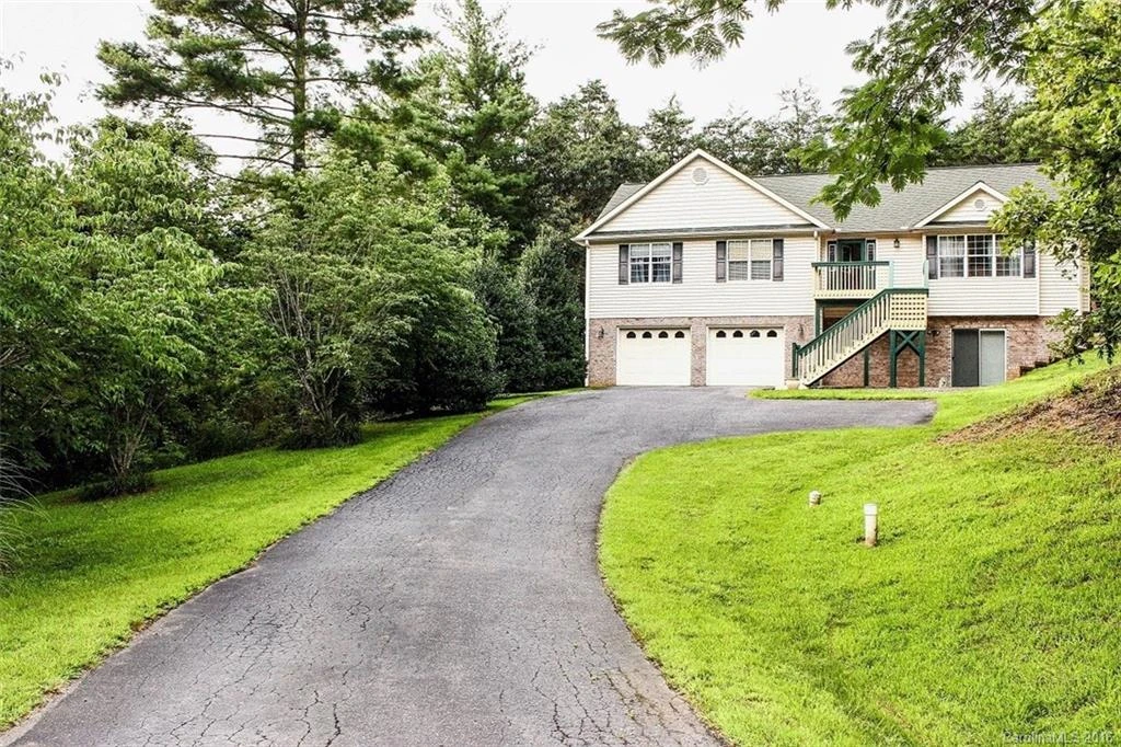 90 Red Maple Drive