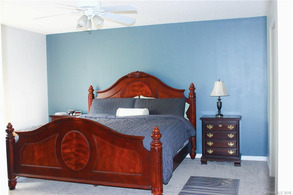 90 Red Maple Drive - Photo 11