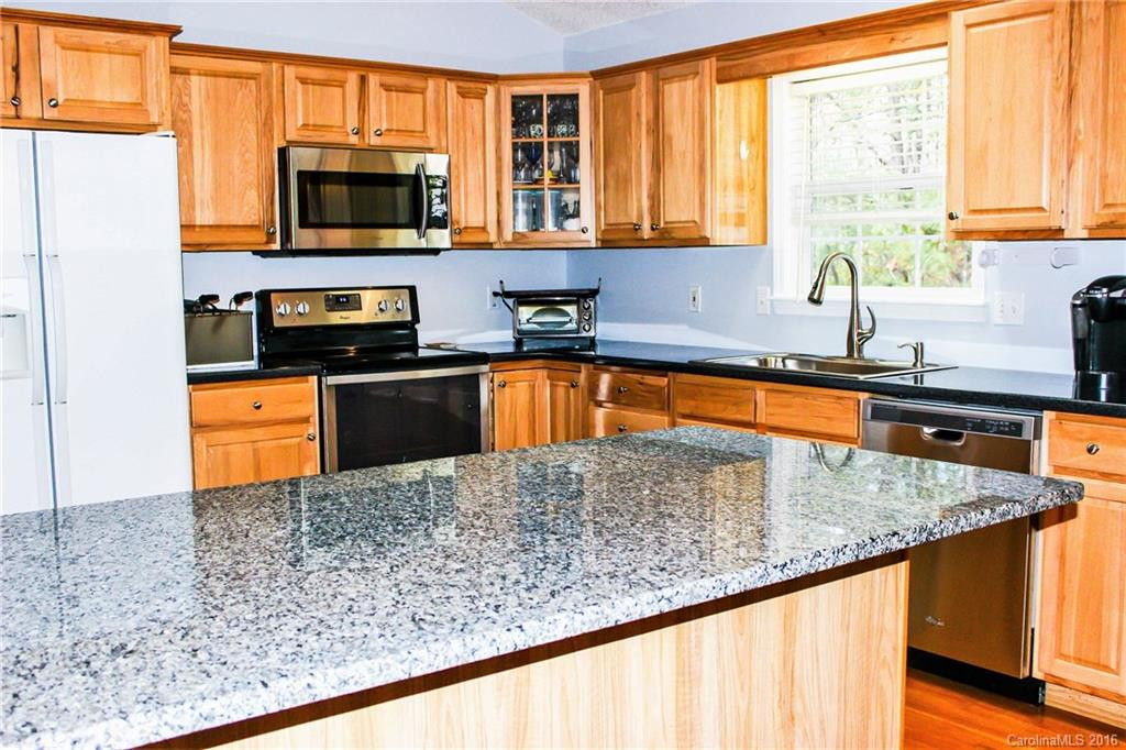 90 Red Maple Drive - Photo 8