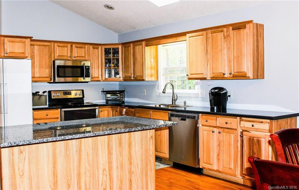 90 Red Maple Drive - Photo 9