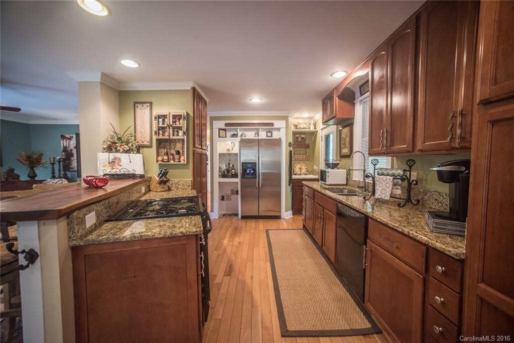 5 Pine Forest Drive - Photo 10