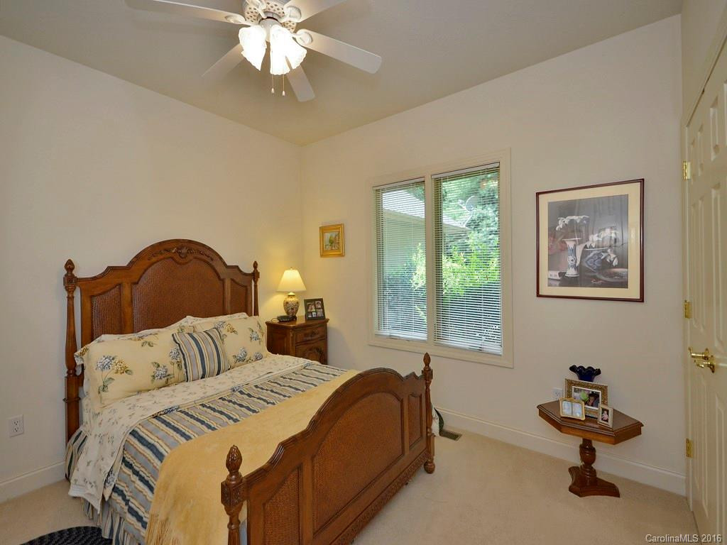 106 Cliffbrook Court - Photo 14