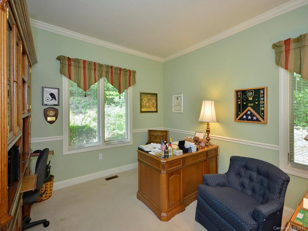106 Cliffbrook Court - Photo 16