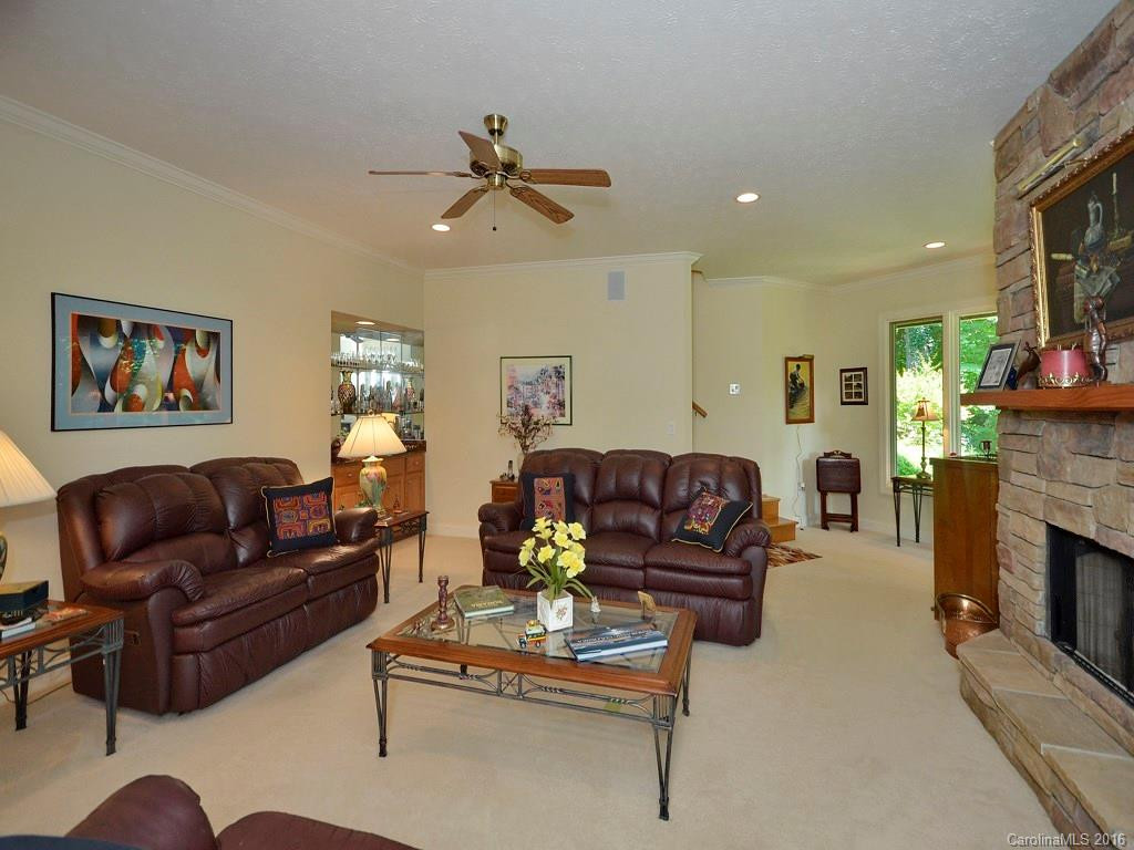 106 Cliffbrook Court - Photo 18