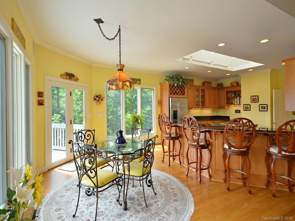 106 Cliffbrook Court - Photo 9