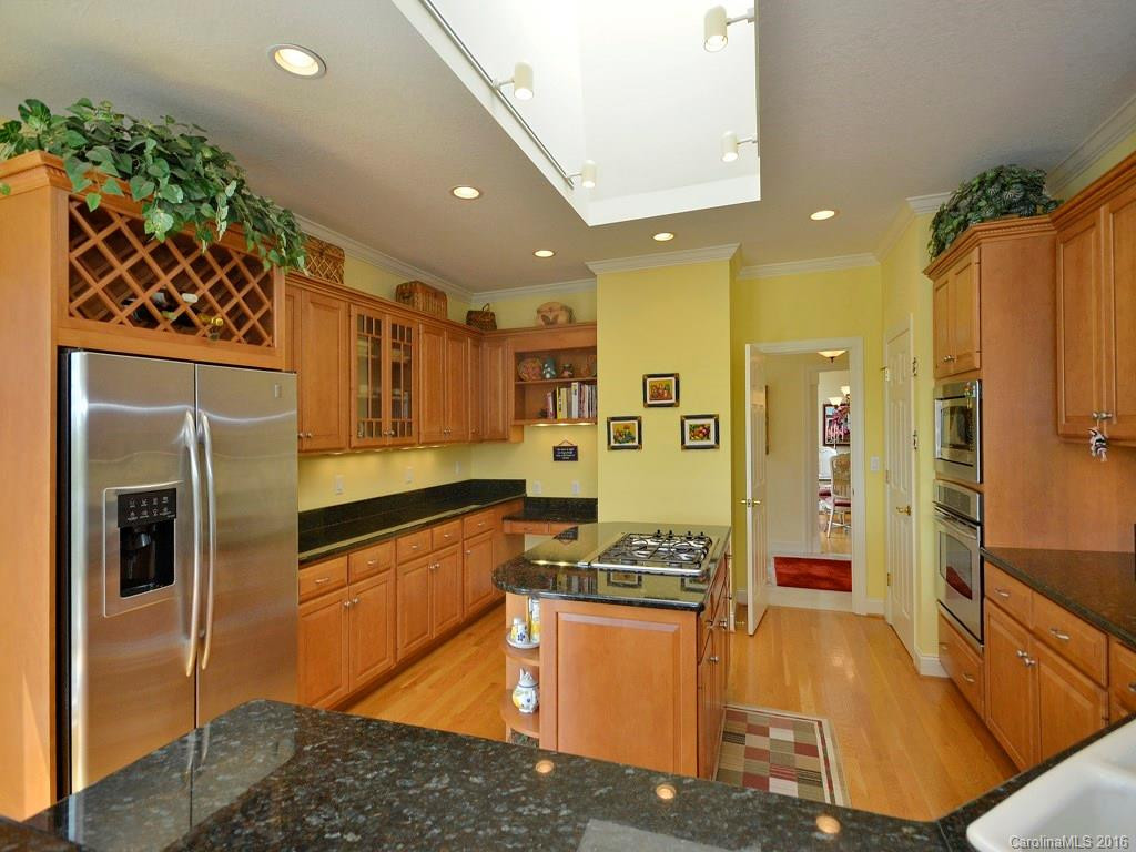 106 Cliffbrook Court - Photo 10