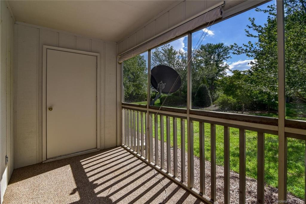 203 Abbey Circle #203 - Photo 11