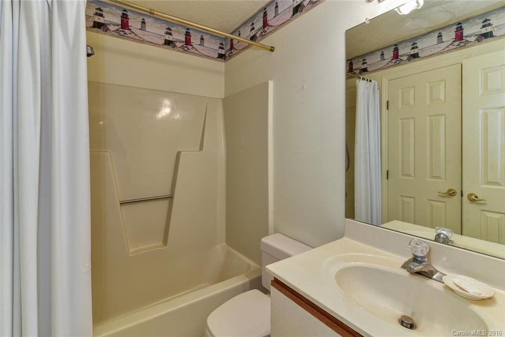 203 Abbey Circle #203 - Photo 15