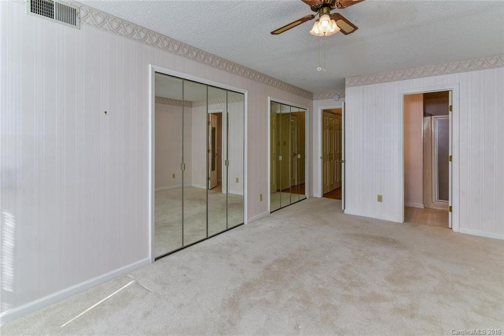 203 Abbey Circle #203 - Photo 17
