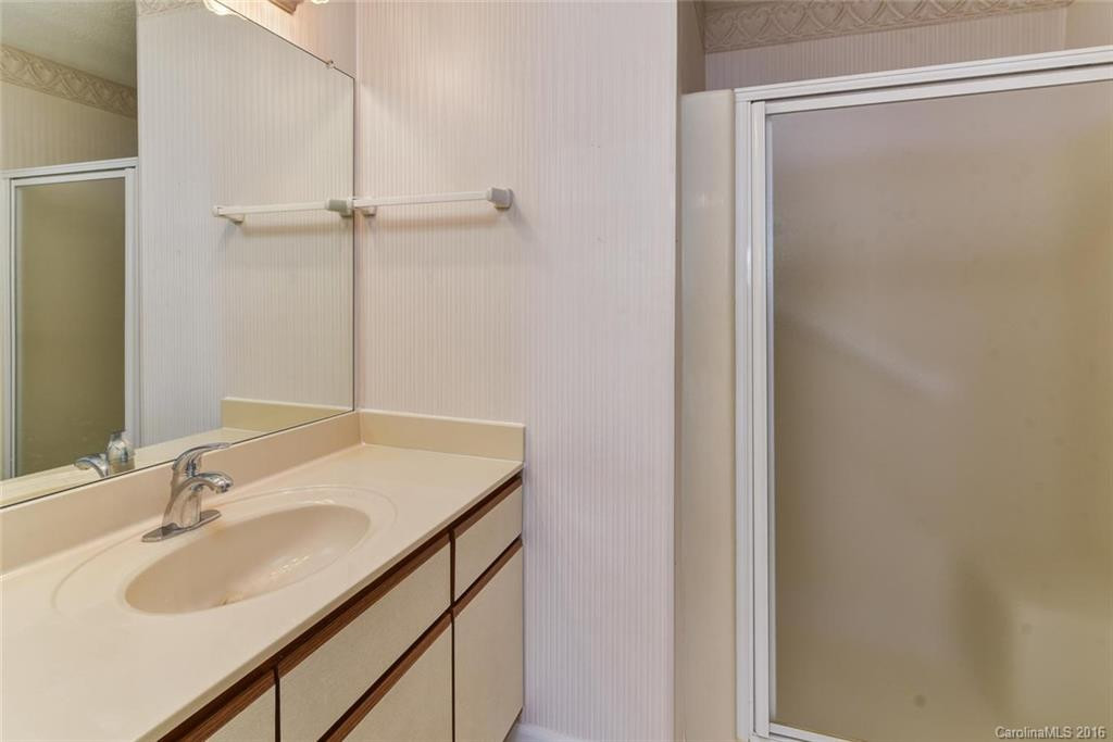 203 Abbey Circle #203 - Photo 18