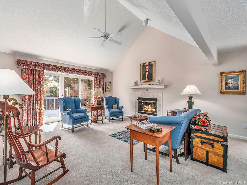 106 Highview Lane #Golfside - Photo 3