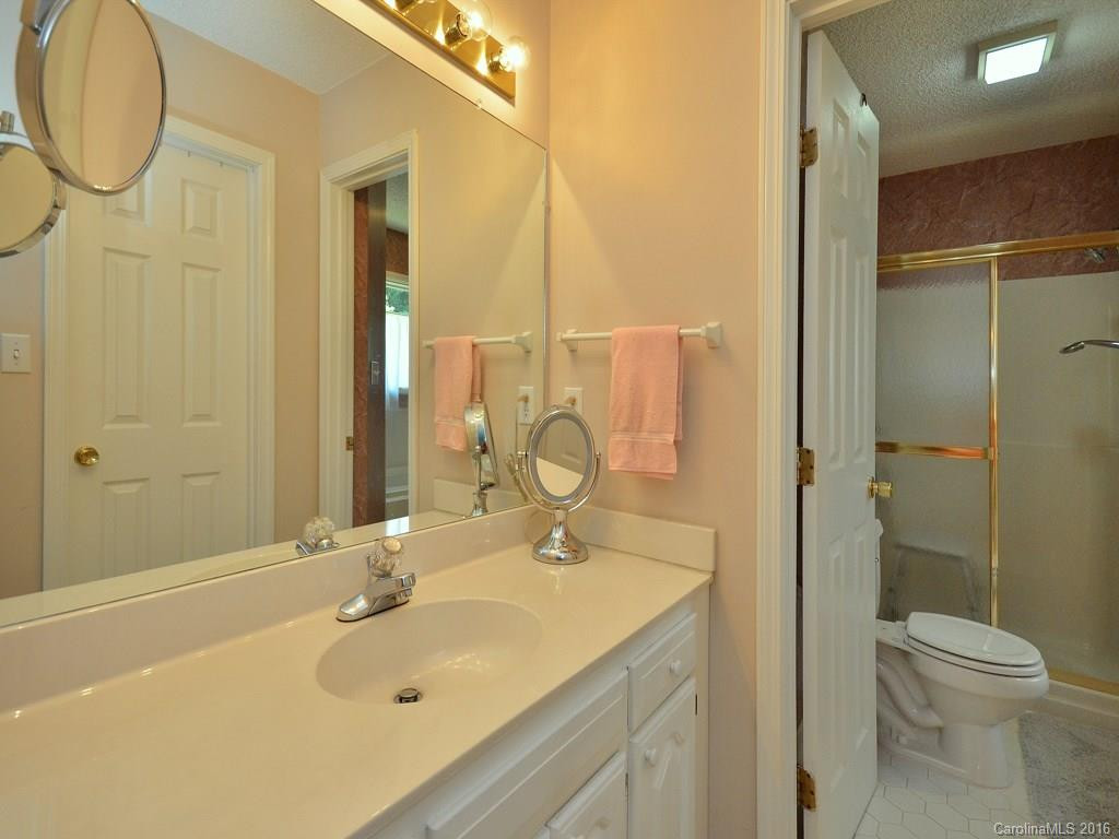 34 New Cross North None - Photo 10