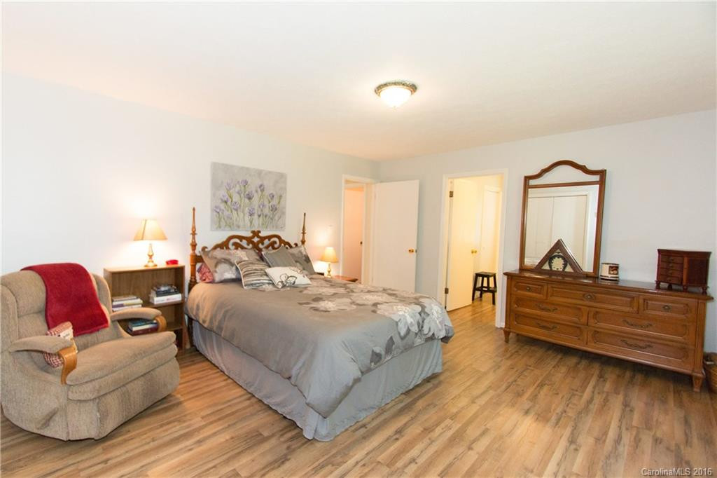 33 Lanview Drive - Photo 11