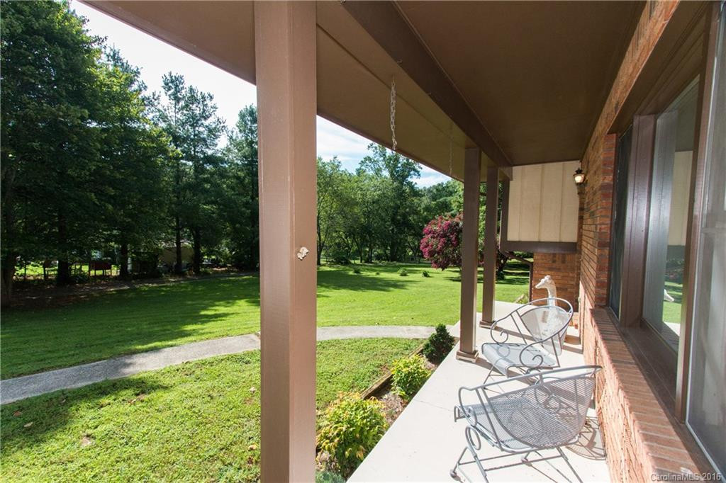 33 Lanview Drive - Photo 3