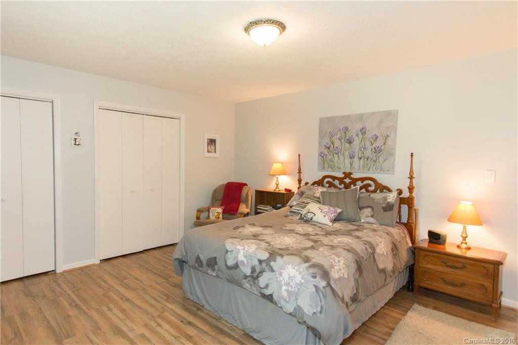 33 Lanview Drive - Photo 9