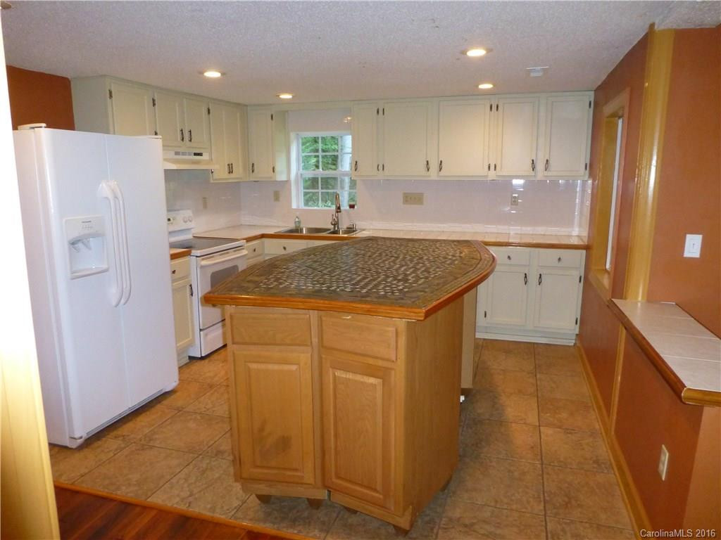 1083 Kilpatrick Road - Photo 4