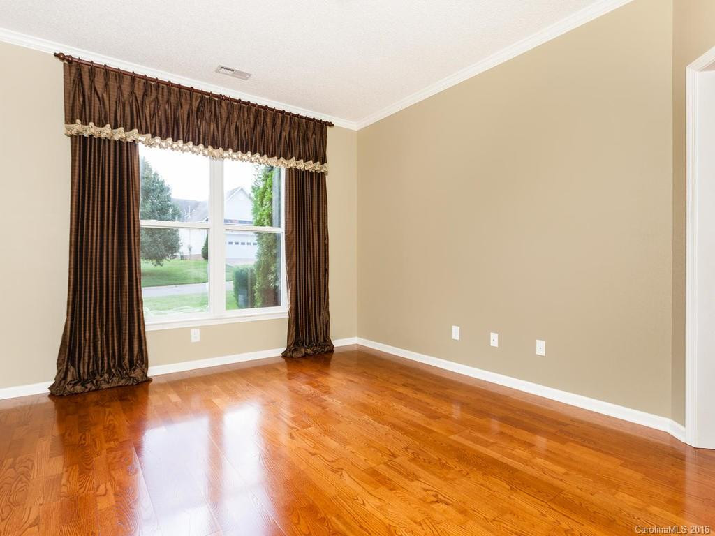 325 Pole Barn Drive - Photo 8